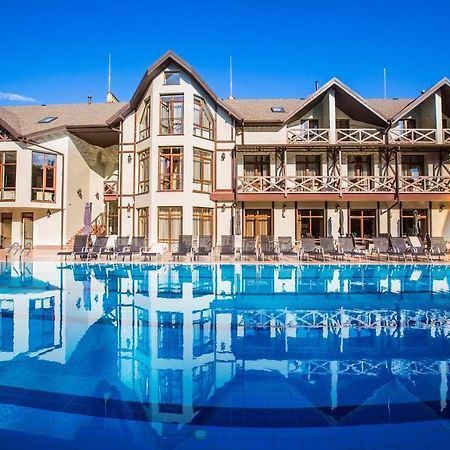 Georg Park Hotel Tarashany Extérieur photo