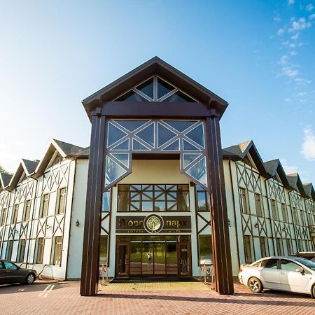 Georg Park Hotel Tarashany Extérieur photo