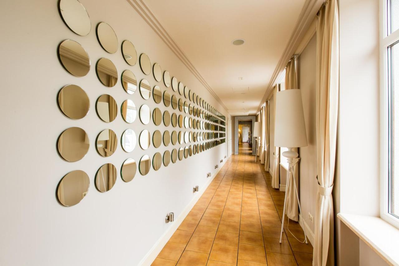 Georg Park Hotel Tarashany Extérieur photo