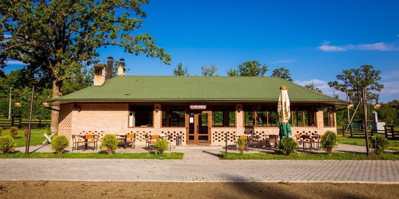 Georg Park Hotel Tarashany Extérieur photo