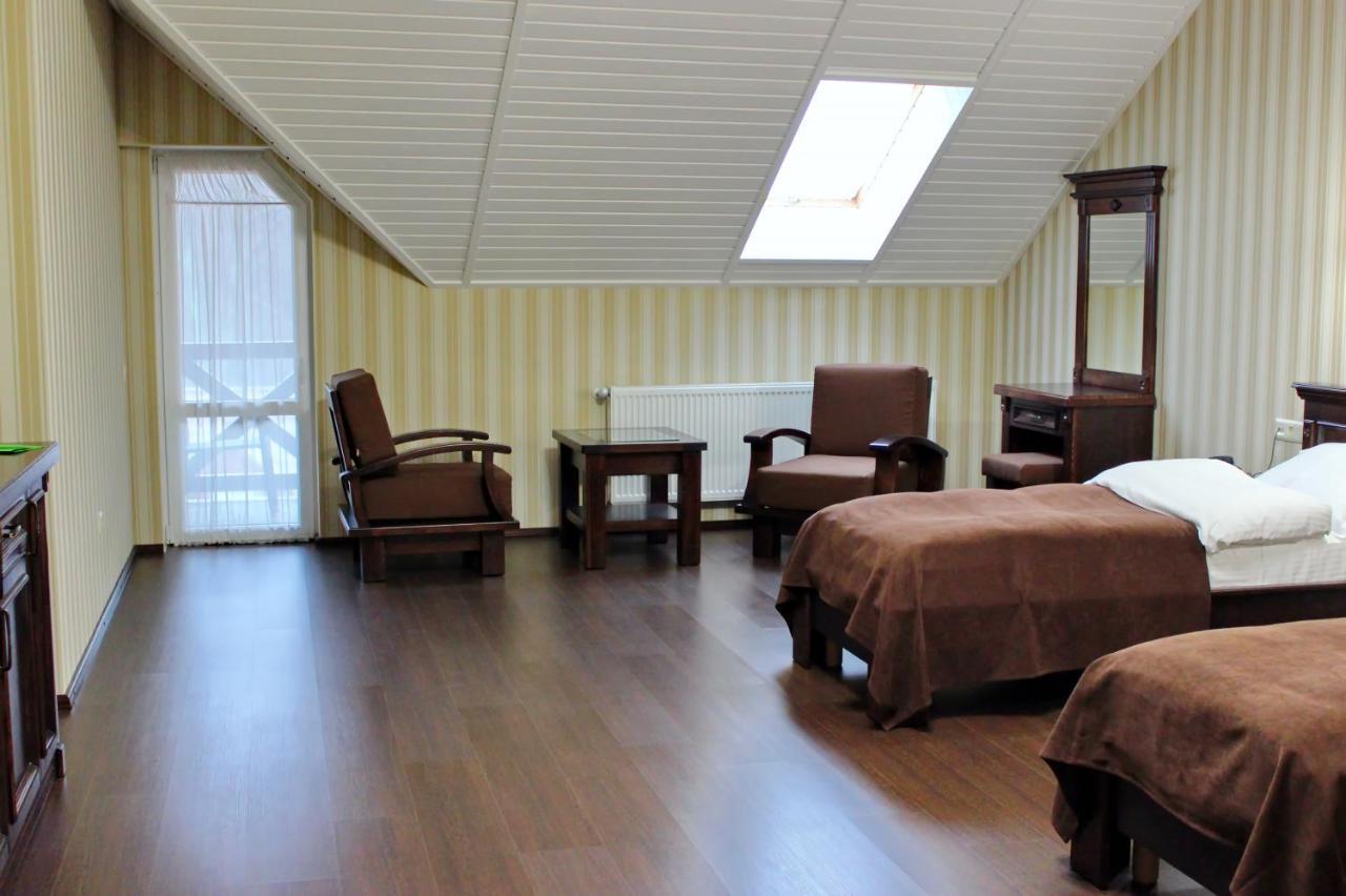 Georg Park Hotel Tarashany Extérieur photo