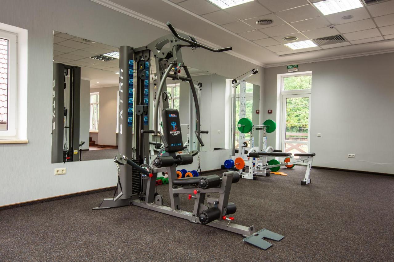 Georg Park Hotel Tarashany Extérieur photo