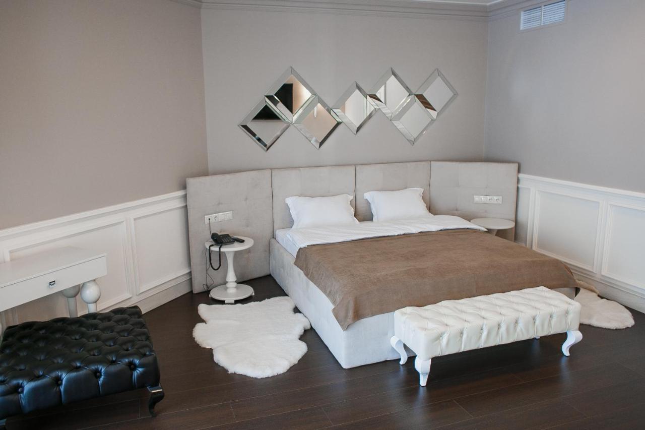 Georg Park Hotel Tarashany Extérieur photo